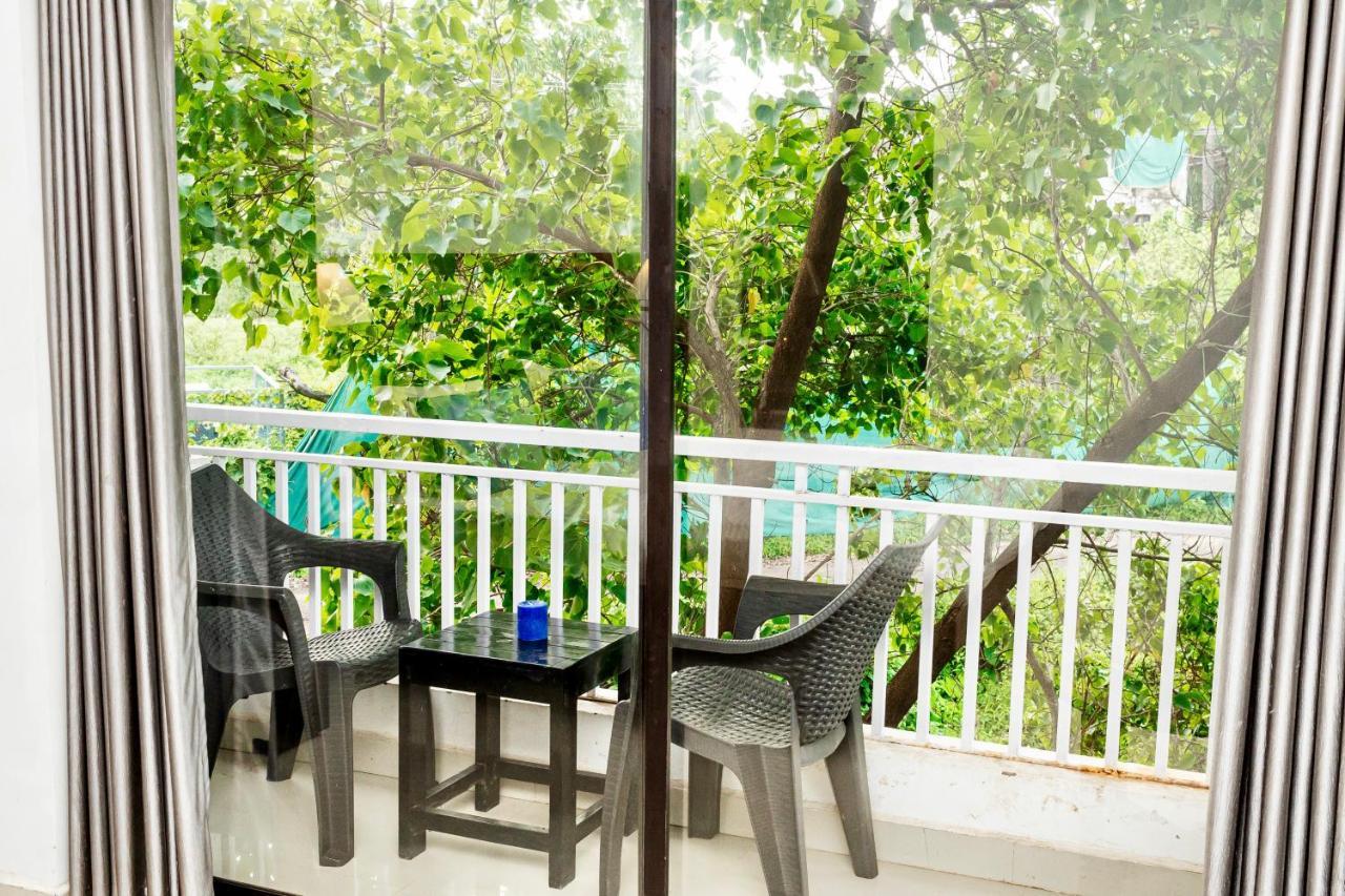 Fourteen Pods By The Sea Hotel Morjim Ngoại thất bức ảnh