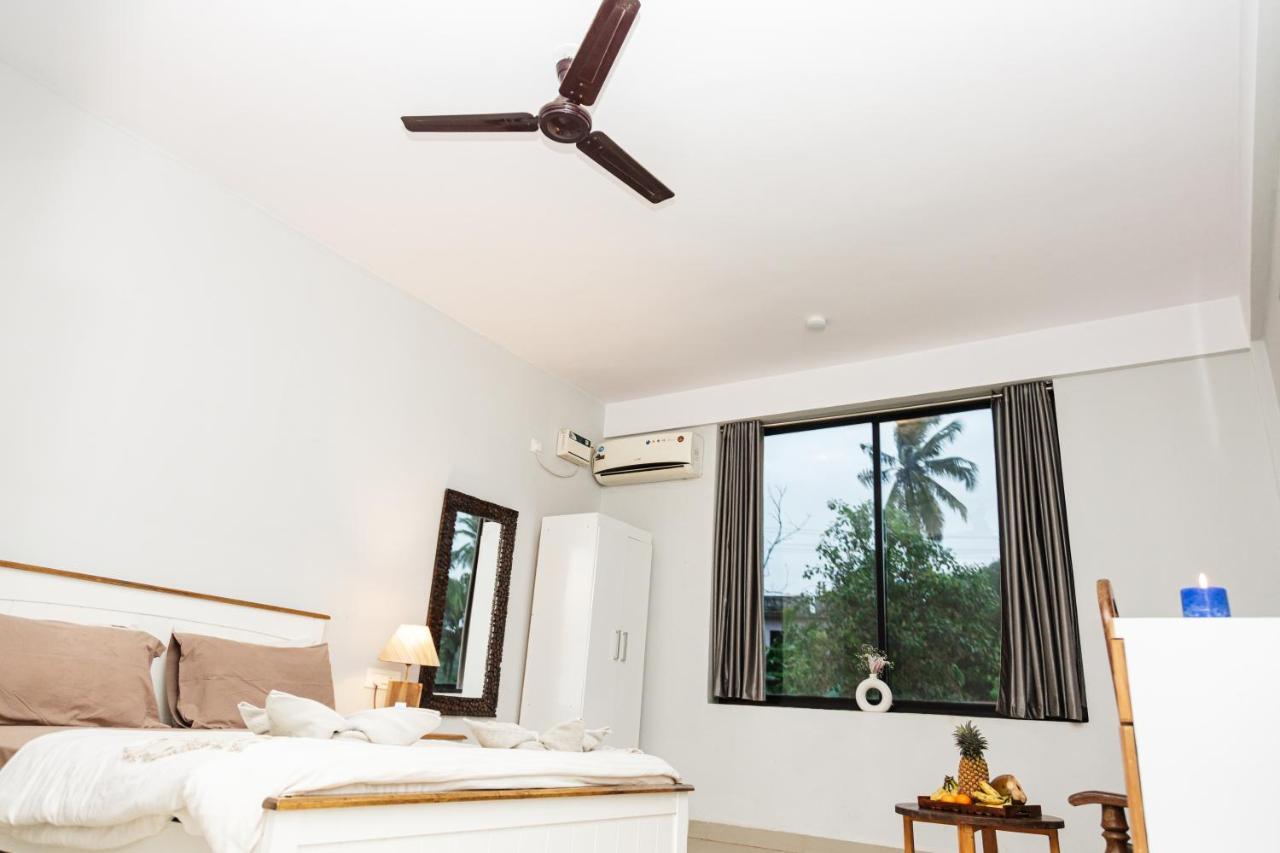 Fourteen Pods By The Sea Hotel Morjim Ngoại thất bức ảnh